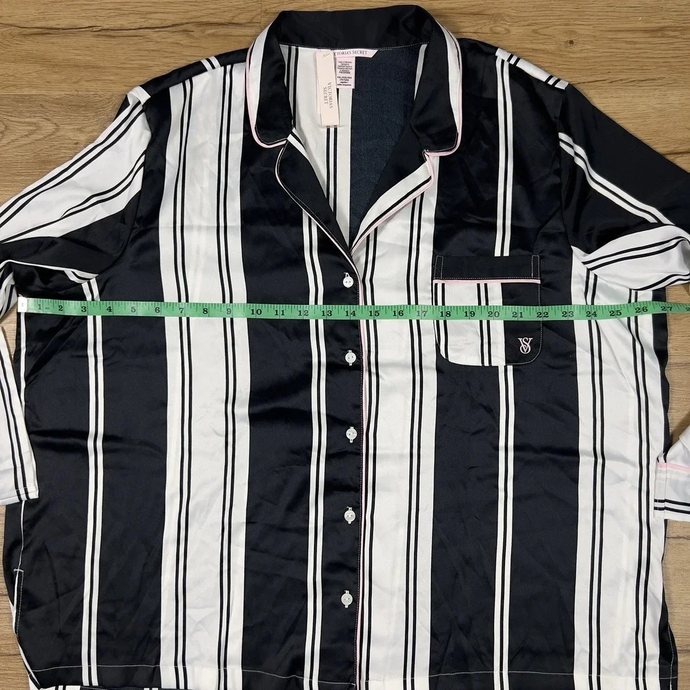 Victoria’s Secret Satin Pajama Sleep Shirt‎ Button Down Black White Stripe S.XXL